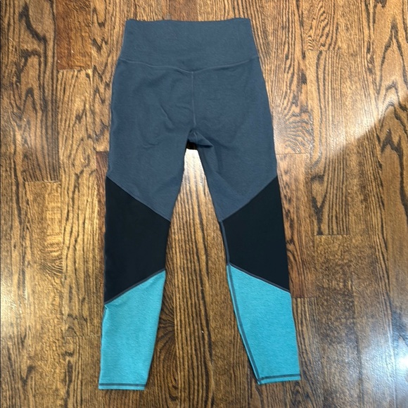 Greatness Wins High Waist Essential Color Block Legging Medium - Picture 7 of 8